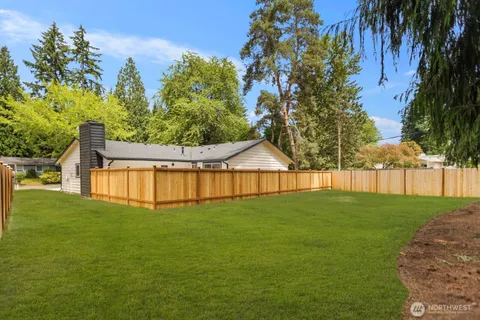 $999,999 | 10459 Northeast 142nd Street, Kirkland, WA 98034