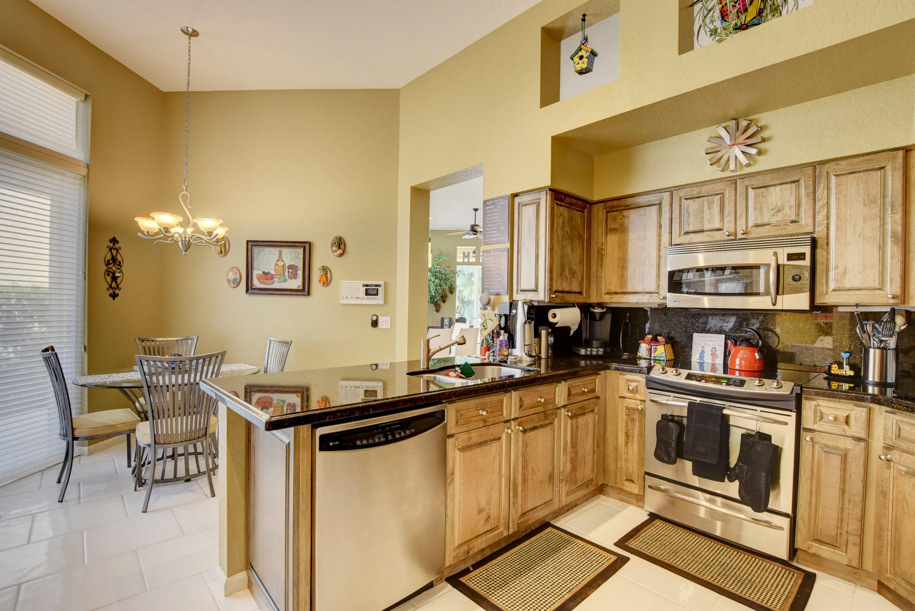 2412 Northwest 67th Street Boca Raton, FL 33496 - Photo 10 of 28 eik