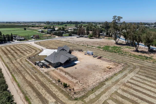 $1,650,000 | 19206 Bloss Avenue, Hilmar, CA 95324