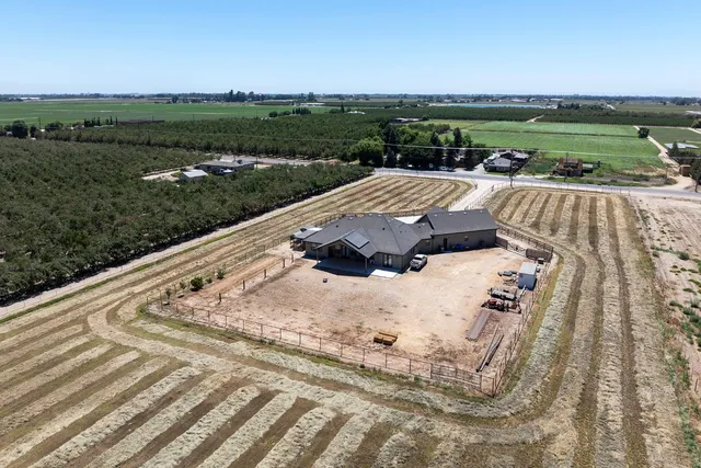 $1,650,000 | 19206 Bloss Avenue, Hilmar, CA 95324