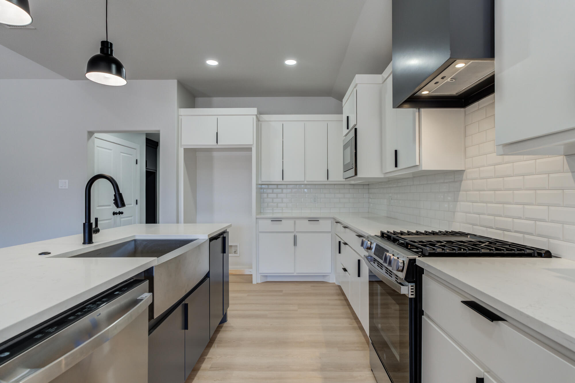 2915 135th Street Lubbock, TX 79423 - Photo 20 of 50 DSC02401_2_3_4_5