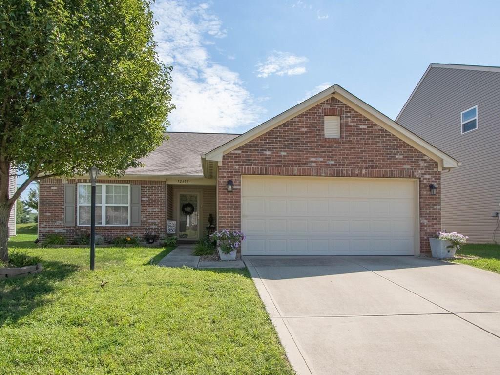 12455 Schoolhouse Road Fishers, IN 46037 - Photo 1 of 25 Gallery Image 1