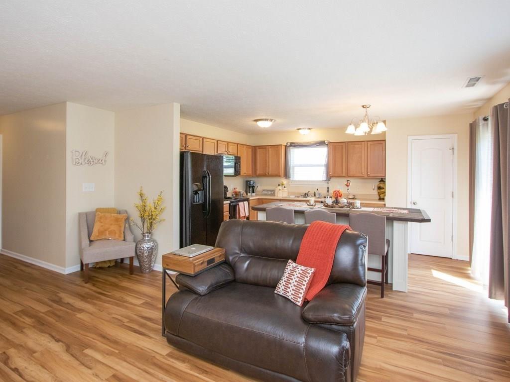 12455 Schoolhouse Road Fishers, IN 46037 - Photo 7 of 25 Gallery Image 7