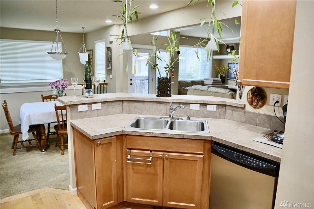 23428 9th Avenue Southeast Bothell, WA 98021 - Photo 15 of 27