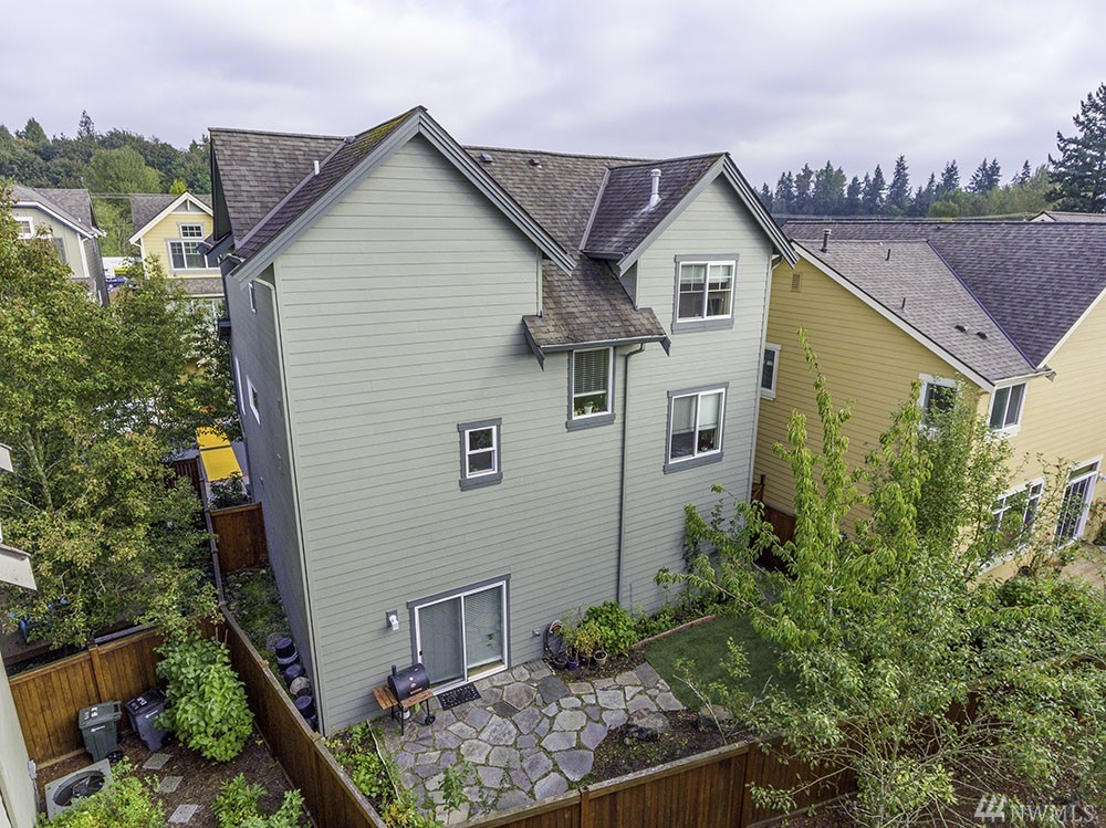 23428 9th Avenue Southeast Bothell, WA 98021 - Photo 3 of 27