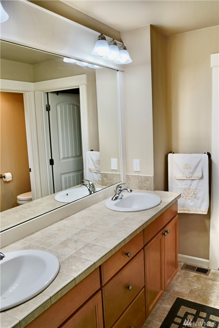 23428 9th Avenue Southeast Bothell, WA 98021 - Photo 22 of 27