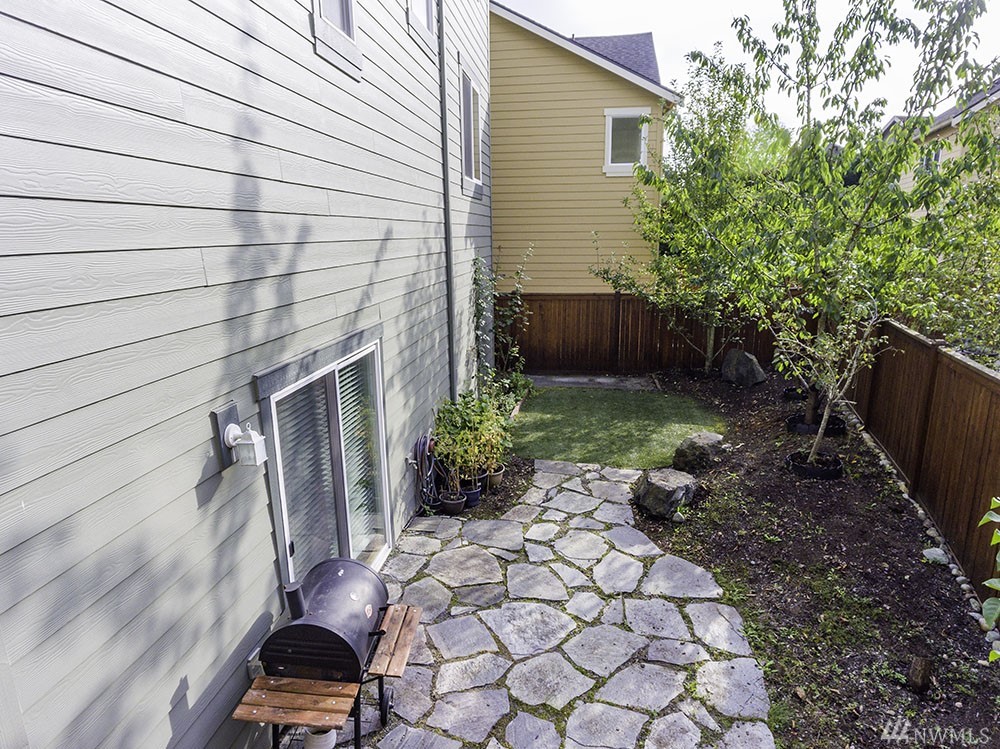 23428 9th Avenue Southeast Bothell, WA 98021 - Photo 4 of 27