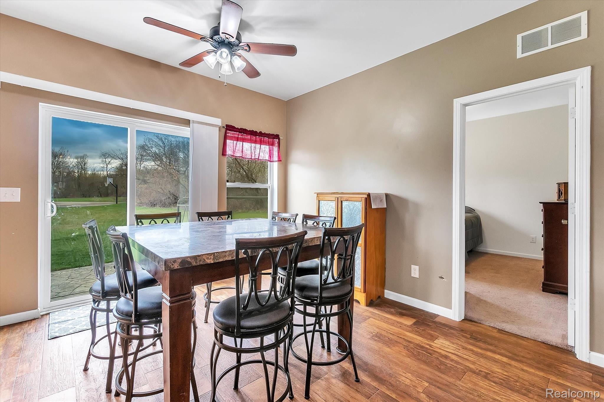 749 Dewars Street Howell, MI 48843 - Photo 9 of 39 View of eat-in dining area