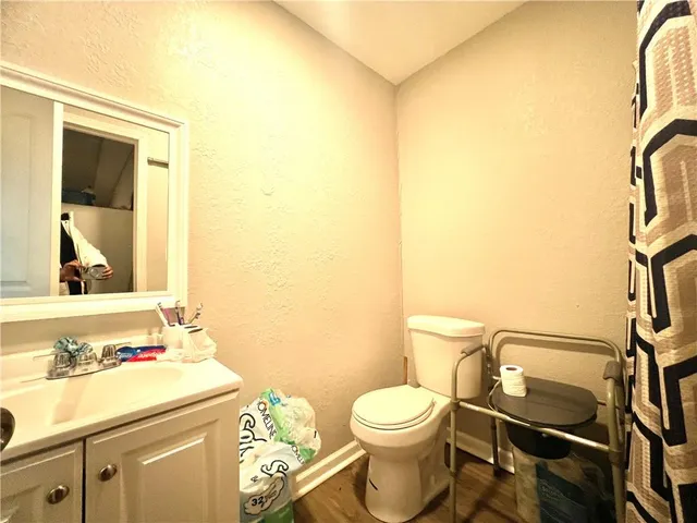 $179,950 | 3012 College Avenue, Kansas City, MO 64128