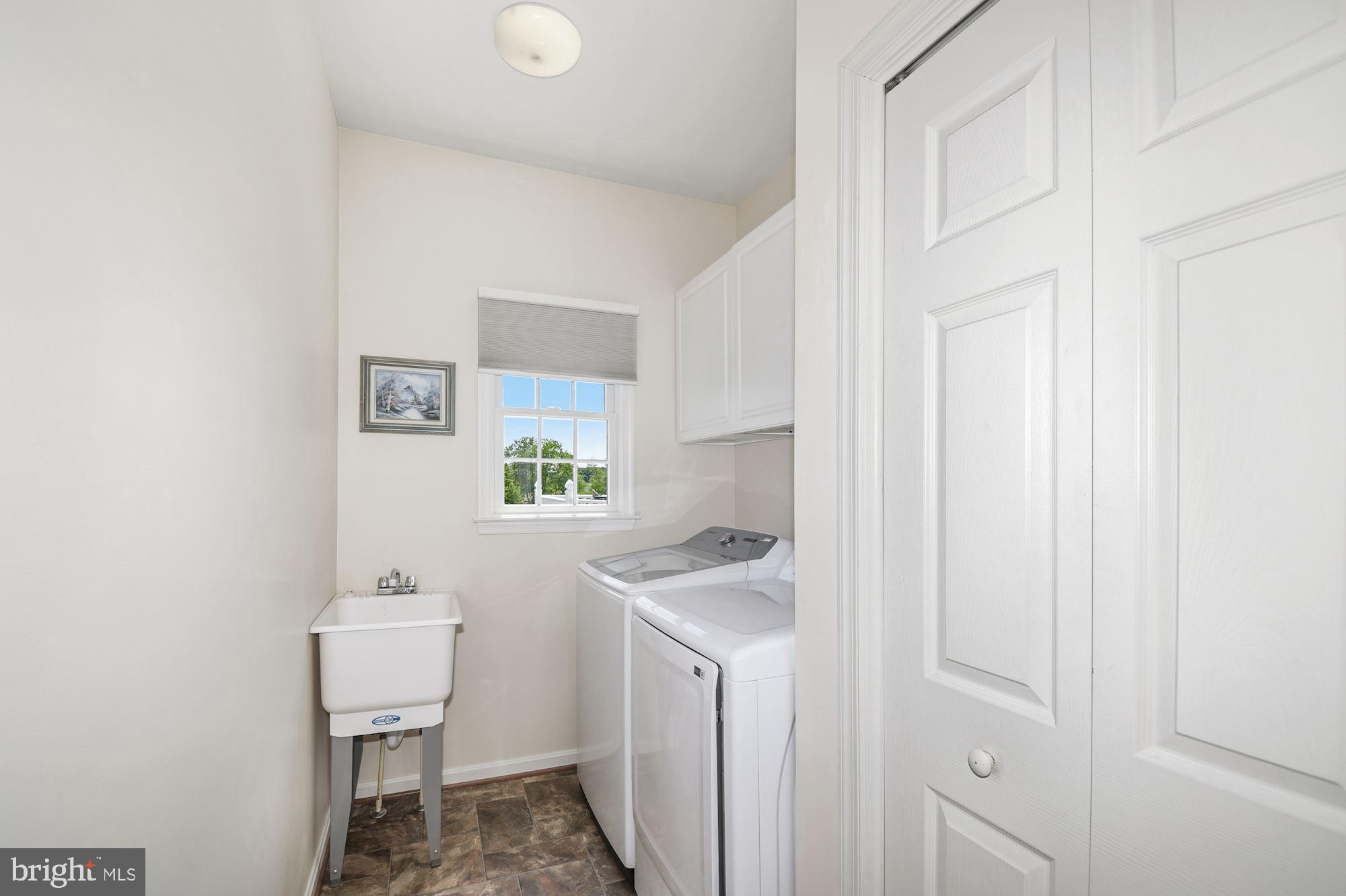 3221 Coon Club Road Hampstead, MD 21074 - Photo 28 of 58 Main Floor Laundry/Mud Rm off Kitchen and Garage