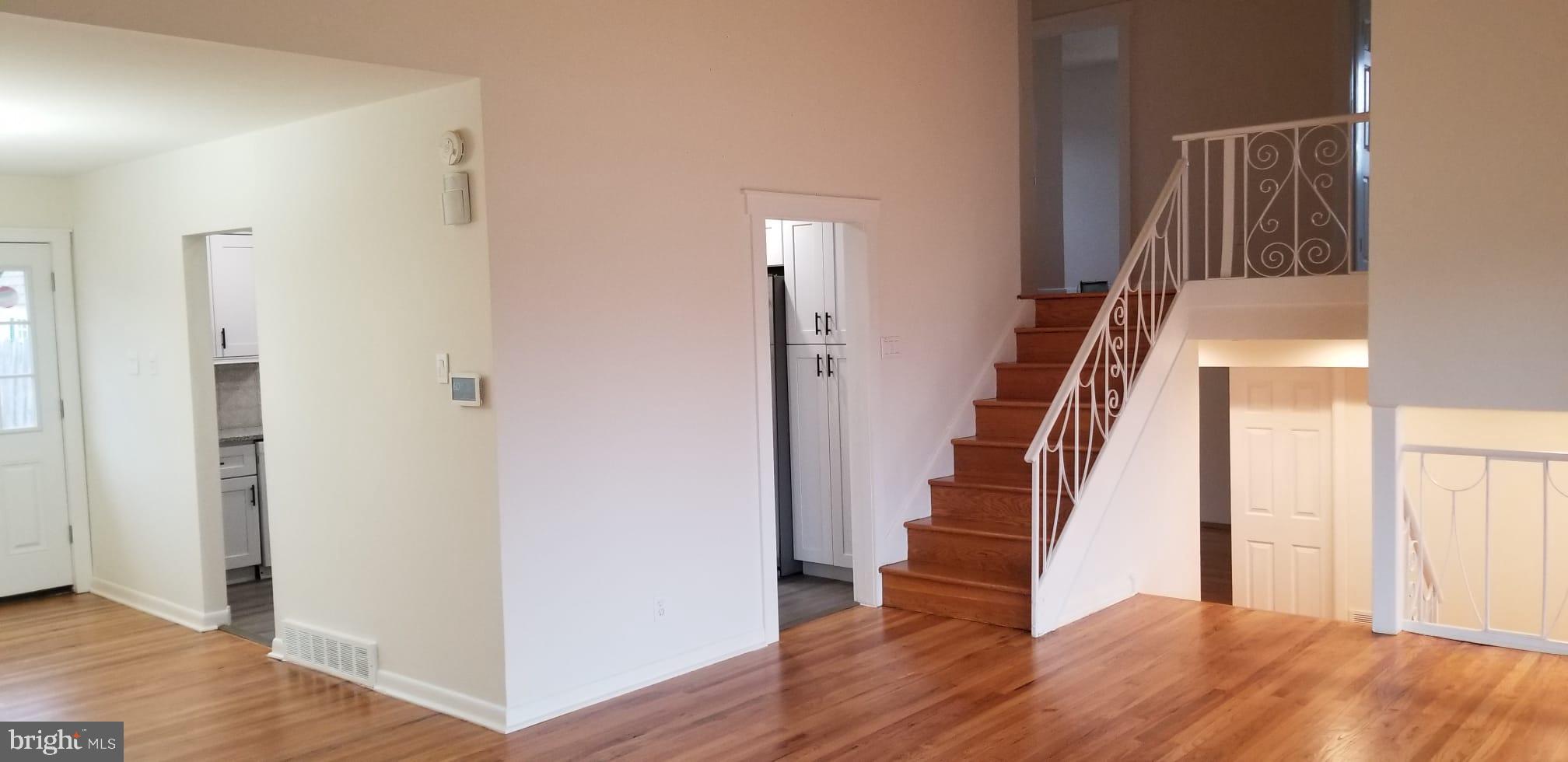 113 Pocasset Road Philadelphia, PA 19115 - Photo 3 of 20