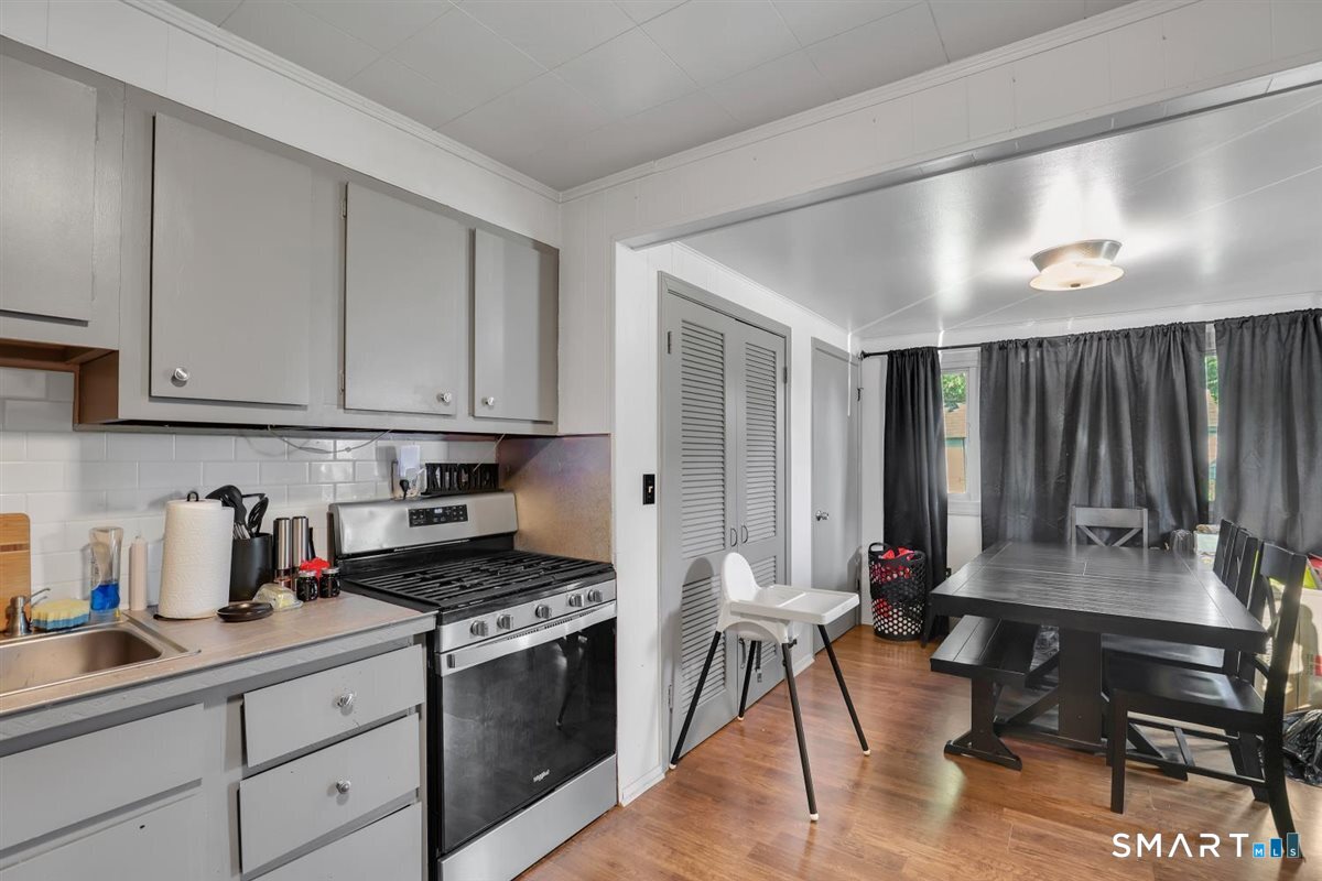 383 Glen Hills Road Meriden, CT 06451 - Photo 12 of 30