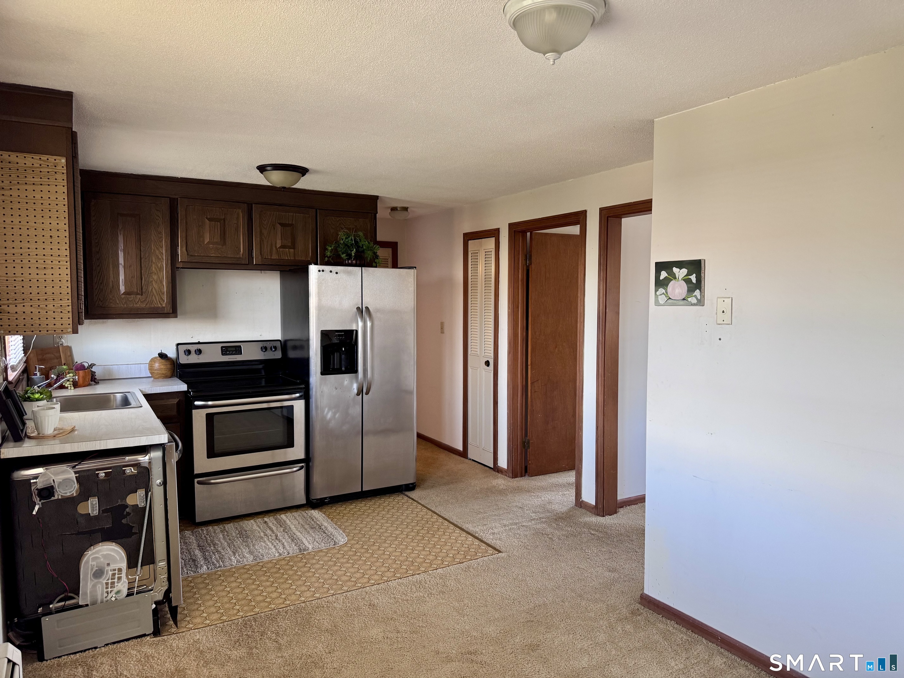 201 Regan Road, Unit 14C Vernon, CT 06066 - Photo 8 of 18