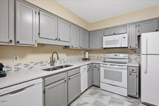 $235,000 | 250 South Estes Drive, Unit 115, Chapel Hill, NC 27514