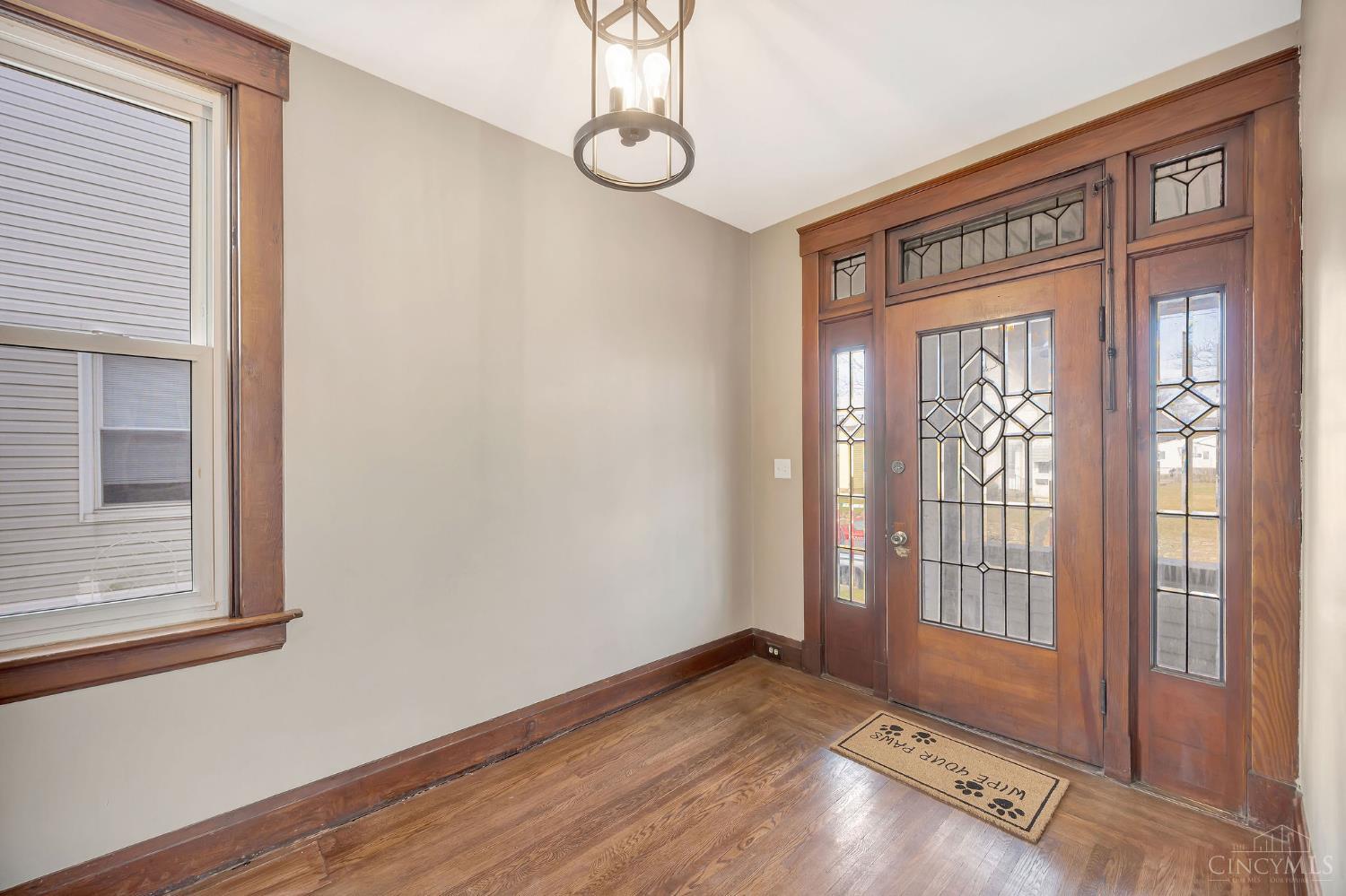 129 Pike Street Reading, OH 45215 - Photo 4 of 44