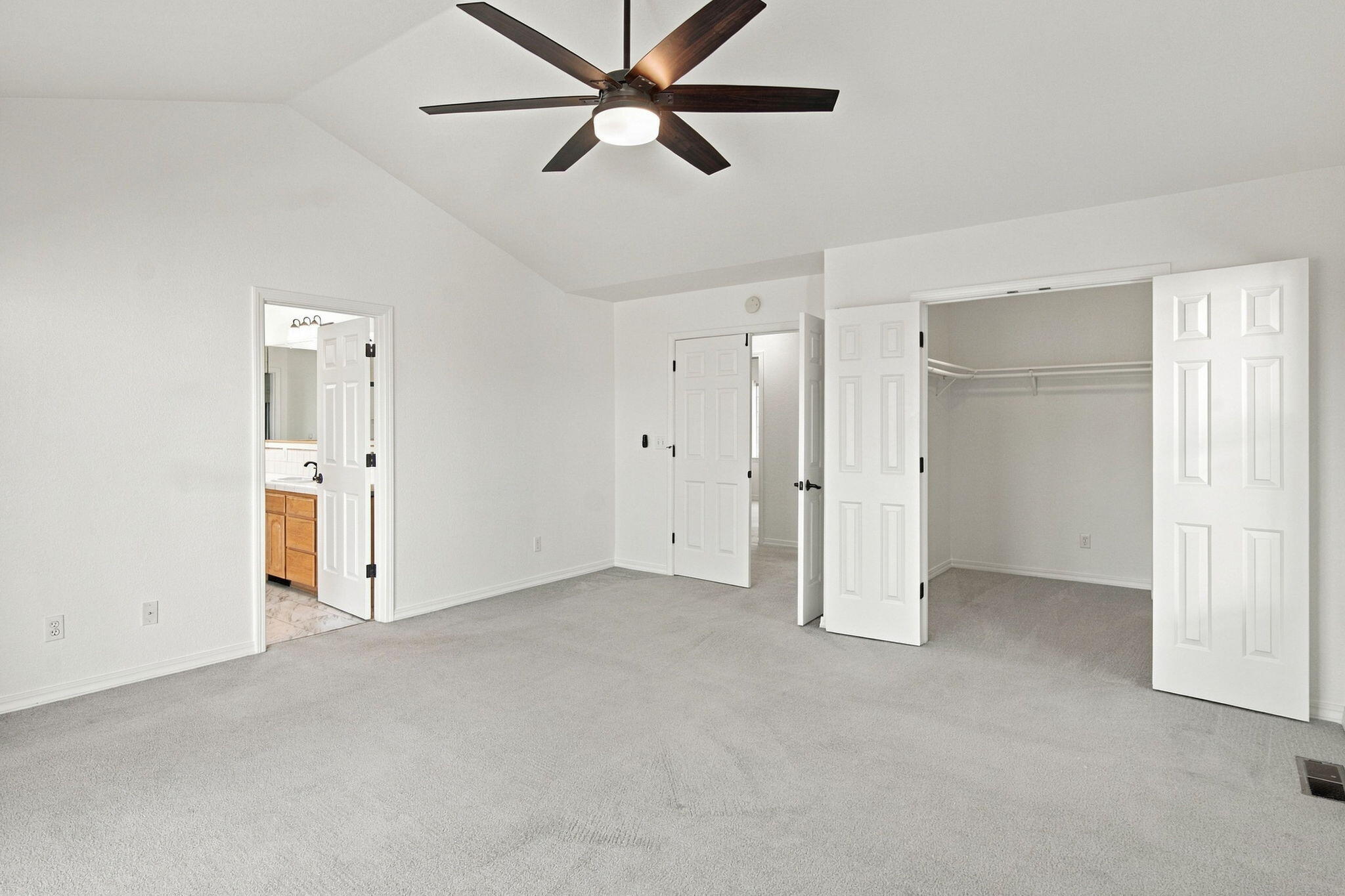 3154 Riesling Path Redding, CA 96001 - Photo 20 of 44 17-web-or-mls-BiggerFlow Real Estate Med