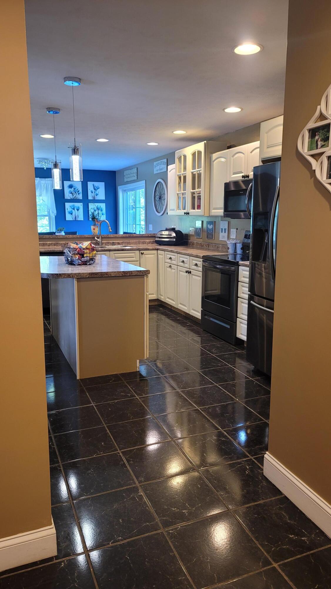 500 River Road Standish, ME 04084 - Photo 18 of 75 20220729_104109