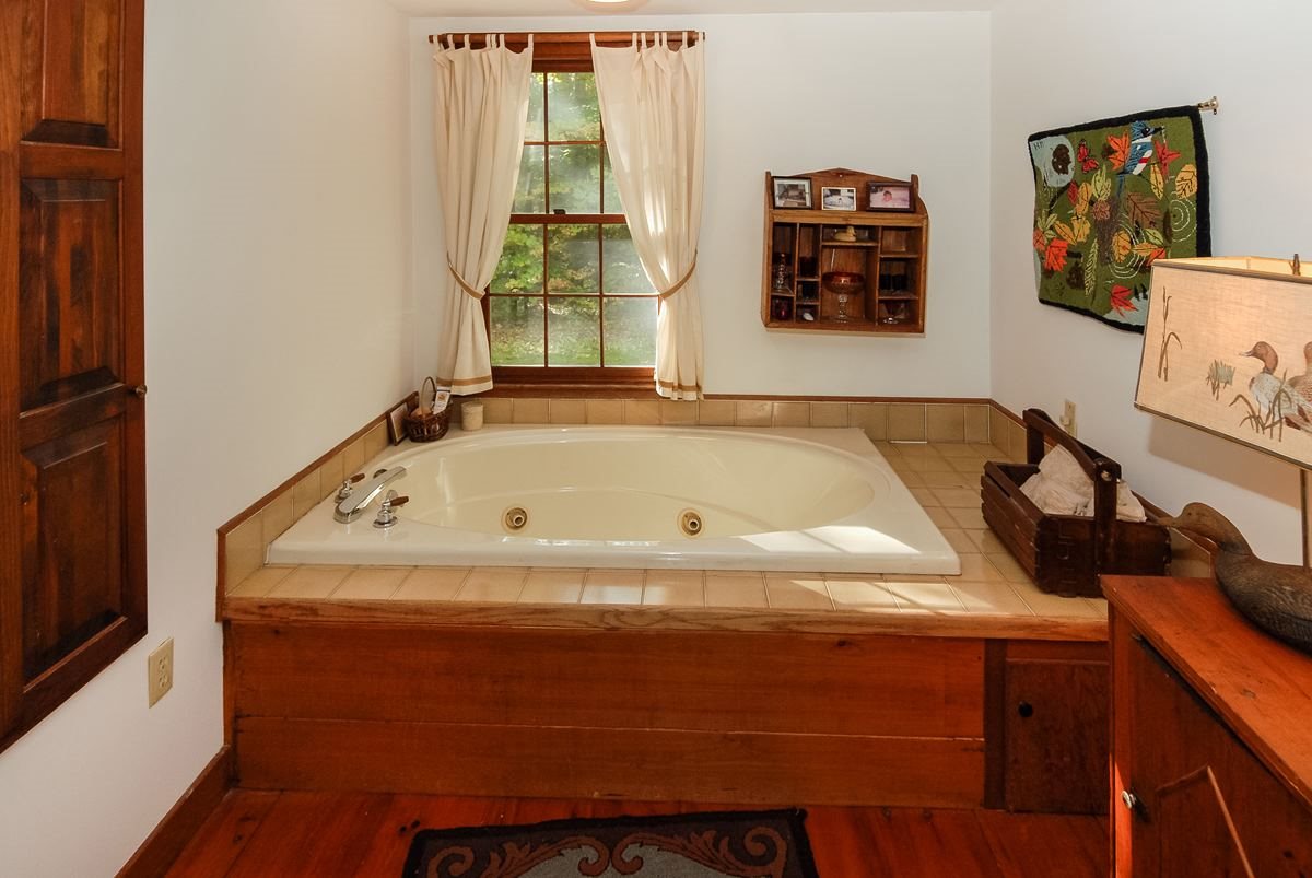 1077 S Road Hopkinton, NH 03229 - Photo 15 of 35 Gallery Image 15