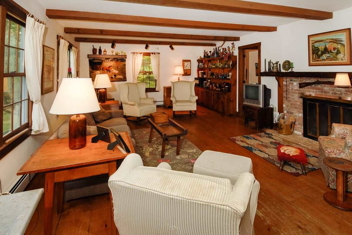 1077 S Road Hopkinton, NH 03229 - Photo 3 of 35 Gallery Image 3
