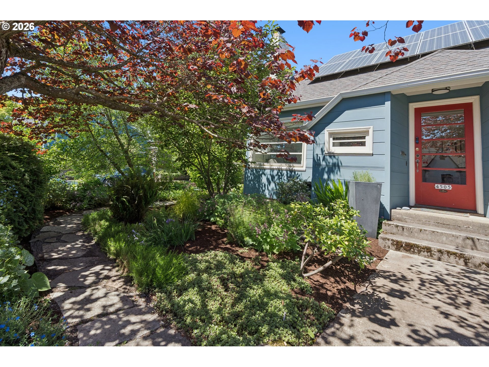 4505 Southeast Clinton Street Portland, OR 97206 - Photo 7 of 48