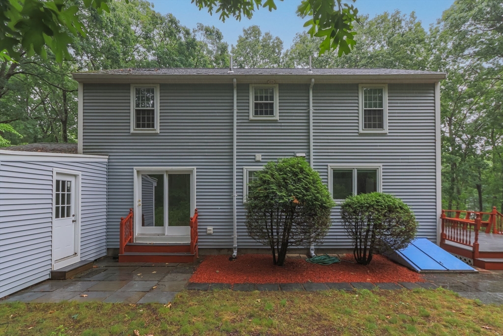 551 Old Dunstable Road Groton, MA 01450 - Photo 28 of 36