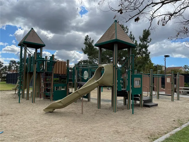 $5,600 | 5 Belcanto, Irvine, CA 92614