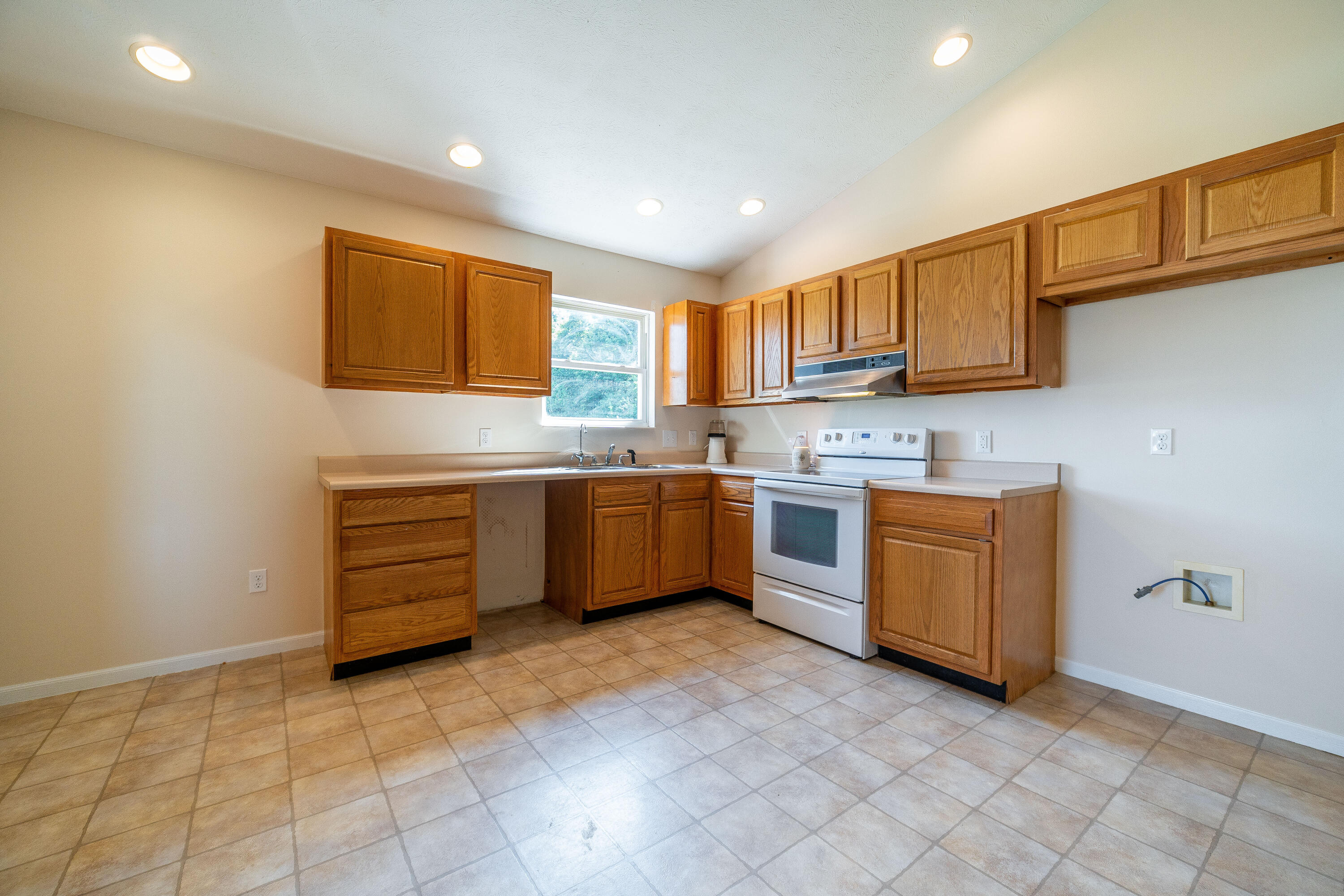 8371 Stevenson Road Cable, OH 43009 - Photo 24 of 41