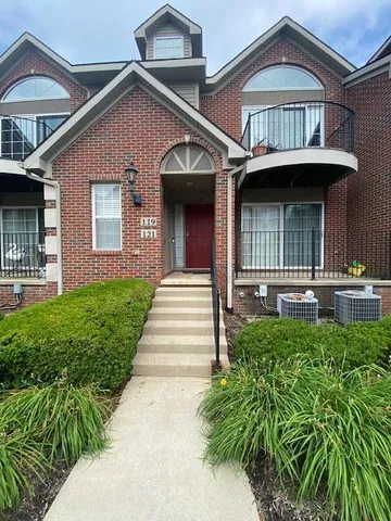 $3,000 | 119 West Oakbrook Drive, Ann Arbor, MI 48103