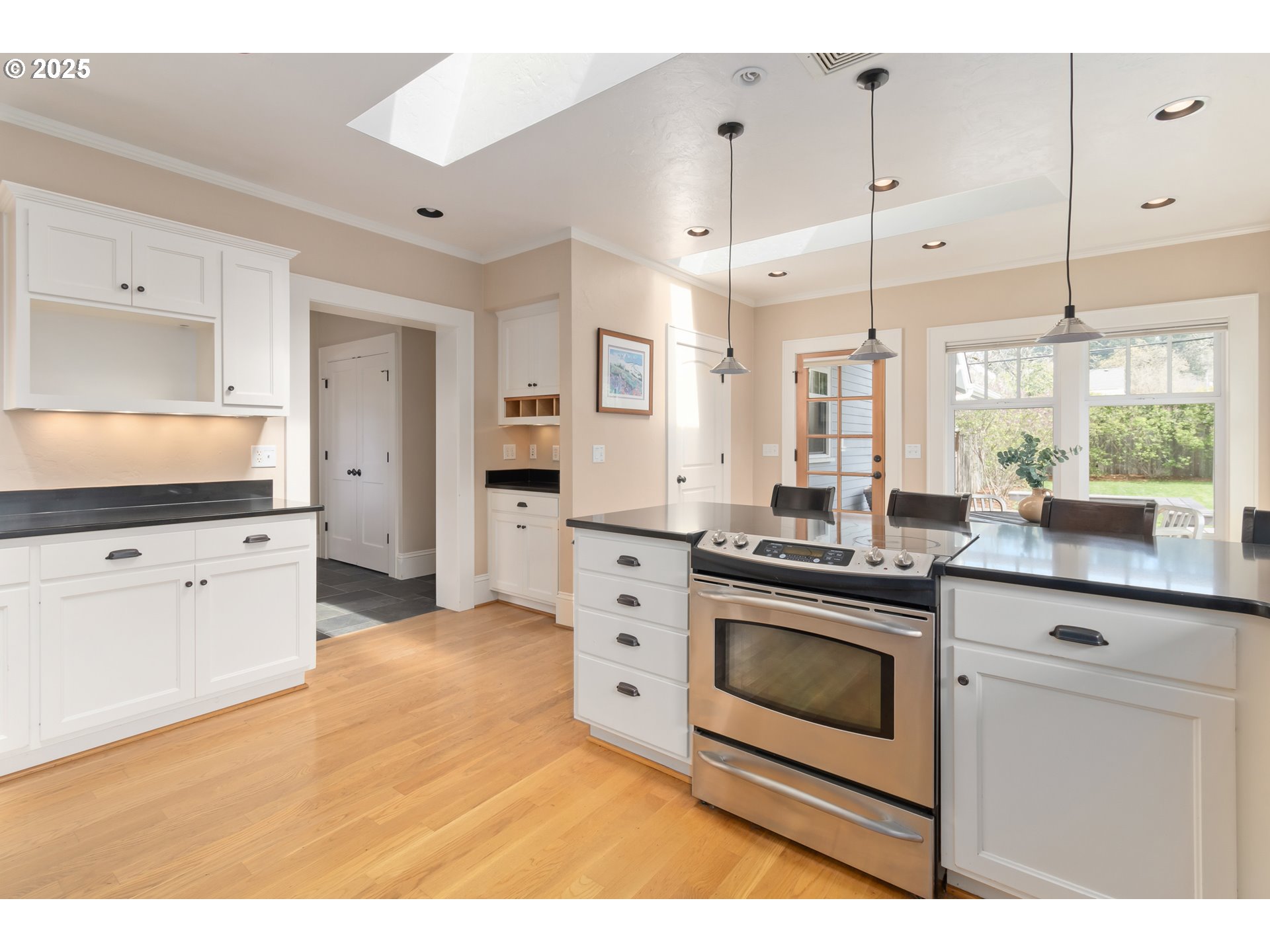 1545 Villard Street Eugene, OR 97403 - Photo 13 of 44