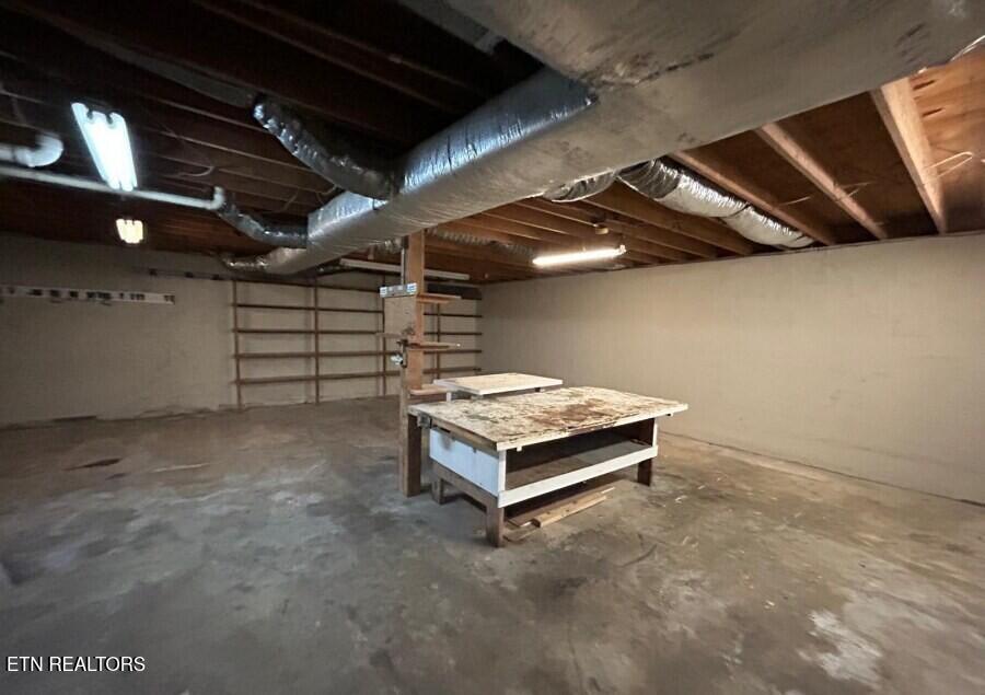 156 River Ford Road Maryville, TN 37804 - Photo 33 of 40 PHOTO-2025-12-11-12-26-49 (3)