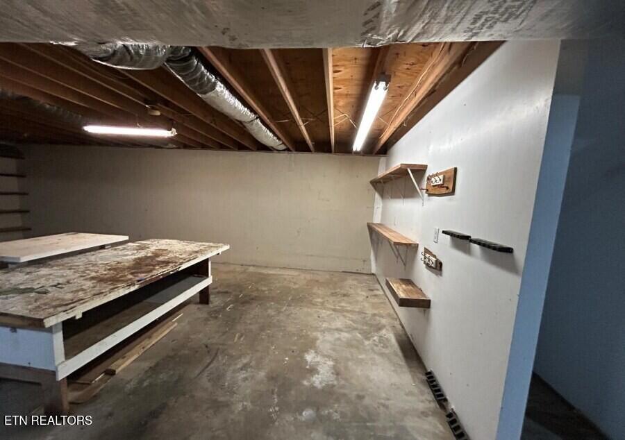 156 River Ford Road Maryville, TN 37804 - Photo 34 of 40 PHOTO-2025-12-11-12-26-49 (4)