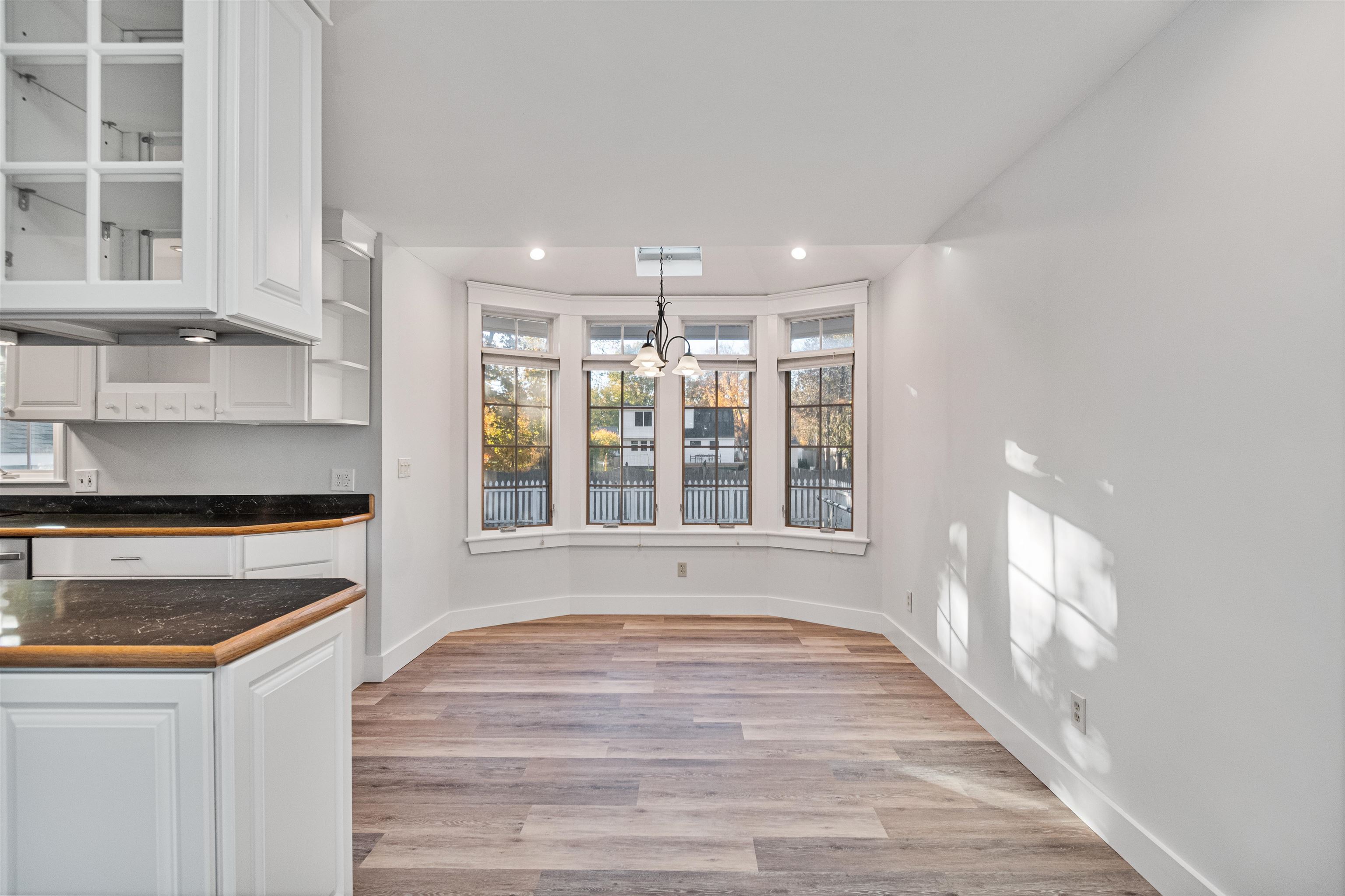 17 Barrett Street South Burlington, VT 05403 - Photo 11 of 41