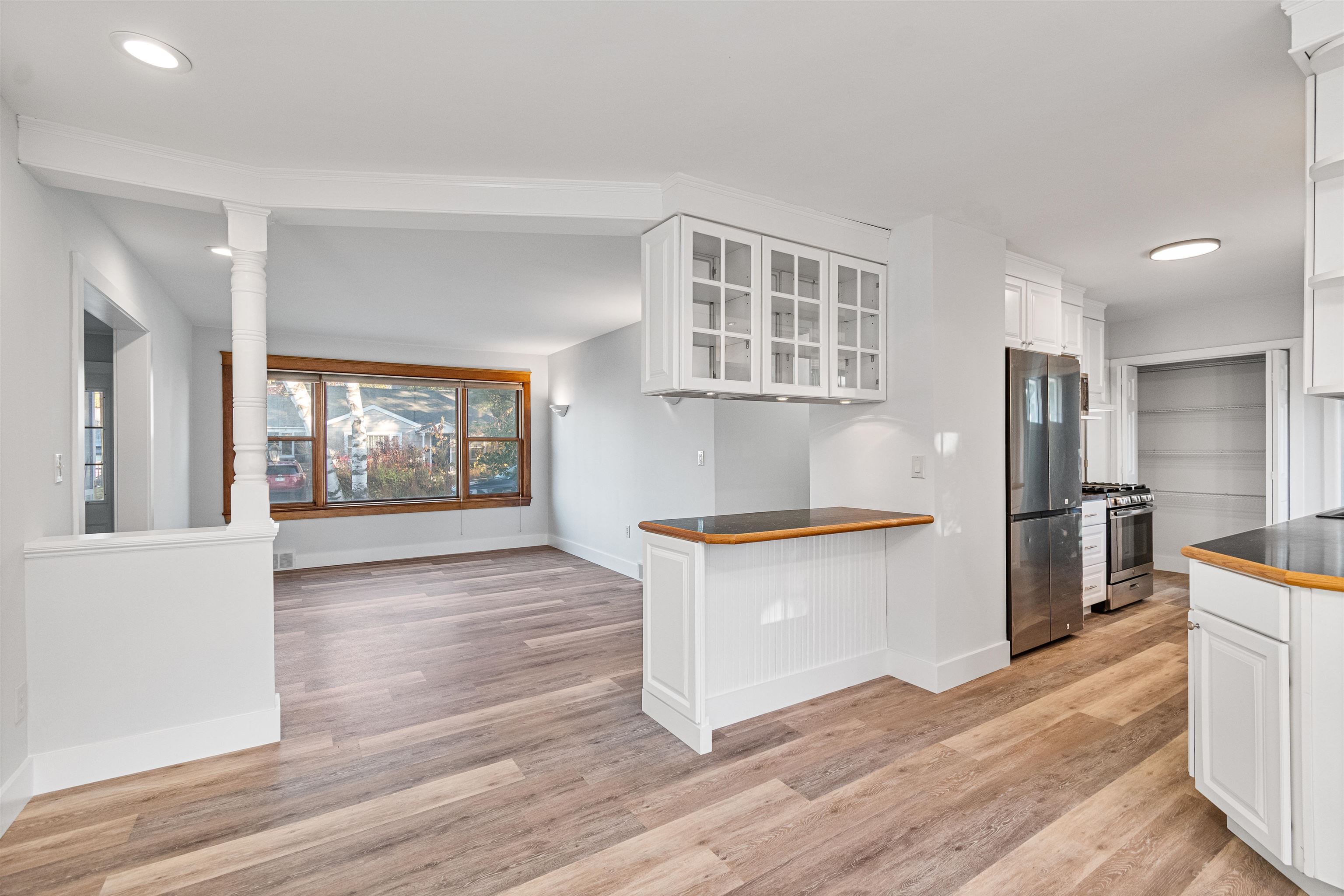 17 Barrett Street South Burlington, VT 05403 - Photo 13 of 41