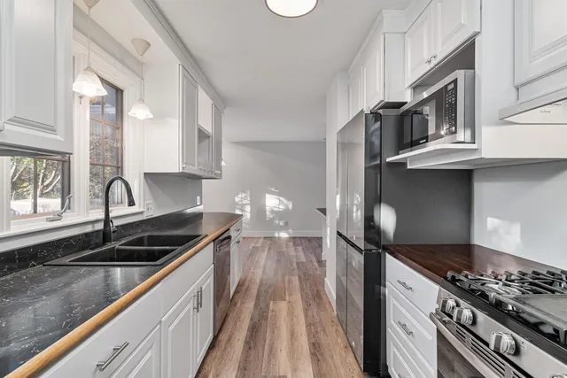 $515,000 | 17 Barrett Street, South Burlington, VT 05403