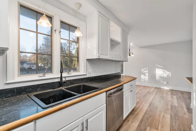 $515,000 | 17 Barrett Street, South Burlington, VT 05403