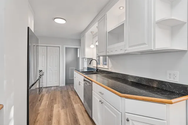 $515,000 | 17 Barrett Street, South Burlington, VT 05403