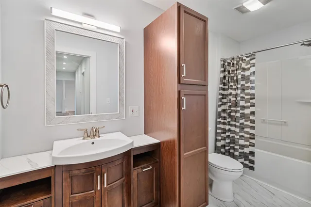 $515,000 | 17 Barrett Street, South Burlington, VT 05403