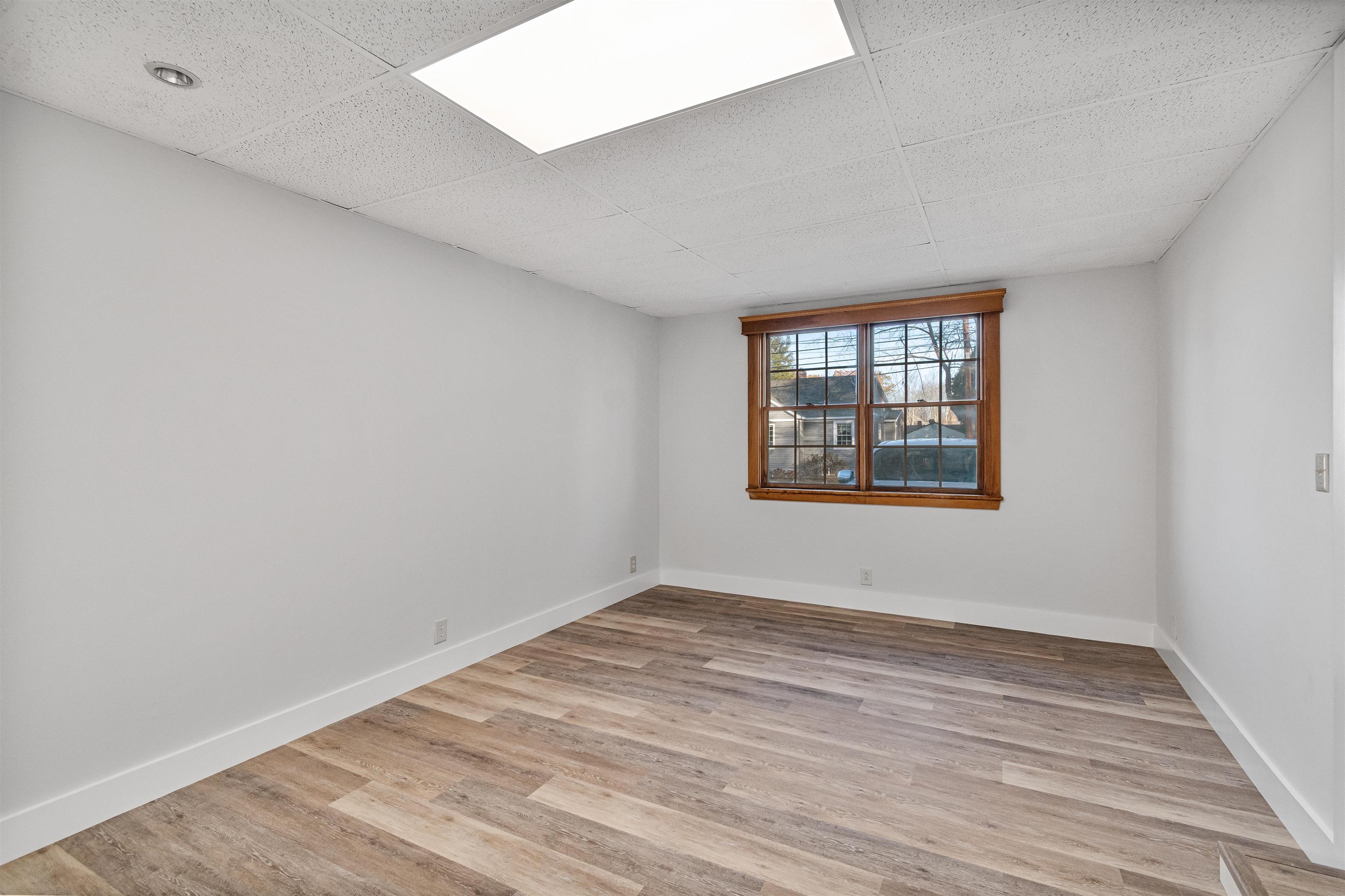 17 Barrett Street South Burlington, VT 05403 - Photo 26 of 41