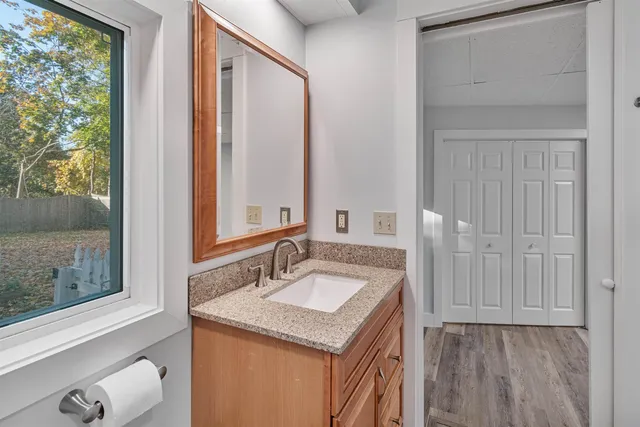 $515,000 | 17 Barrett Street, South Burlington, VT 05403