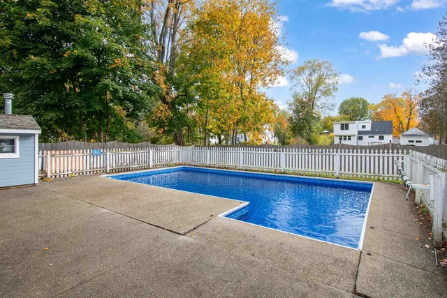 $515,000 | 17 Barrett Street, South Burlington, VT 05403