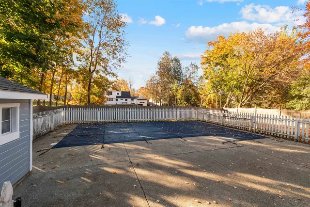 $515,000 | 17 Barrett Street, South Burlington, VT 05403