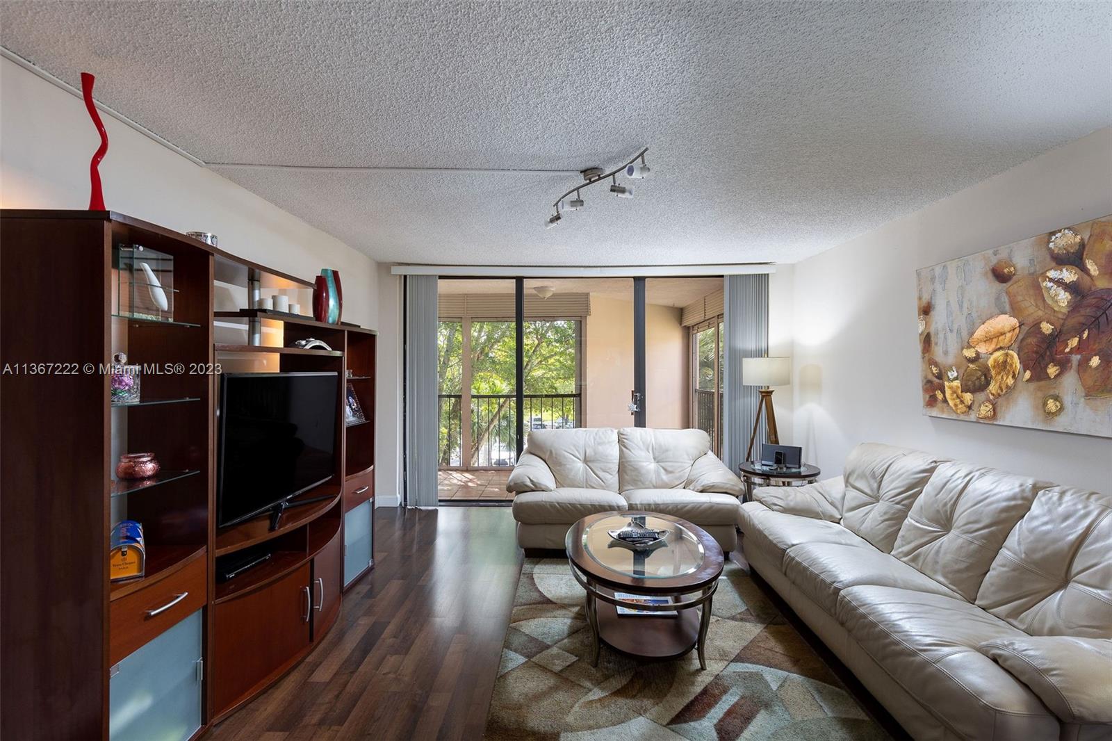 16475 Golf Club Road, Unit 306 Weston, FL 33326 - Photo 5 of 24