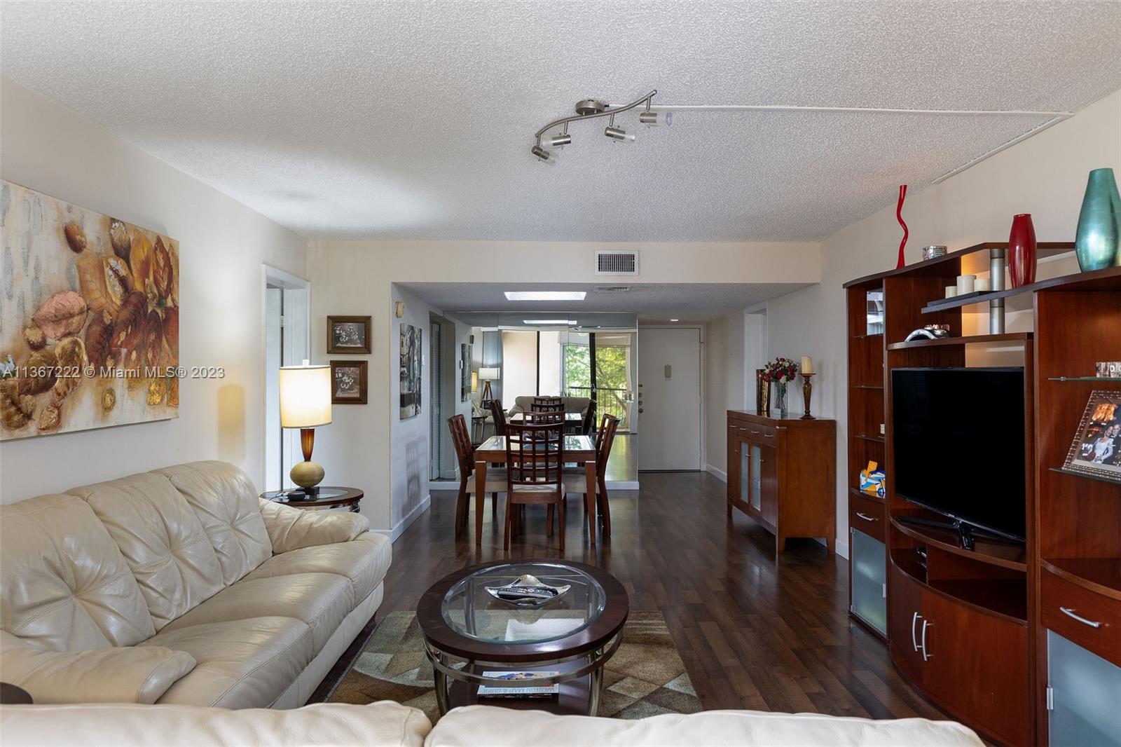 16475 Golf Club Road, Unit 306 Weston, FL 33326 - Photo 8 of 24