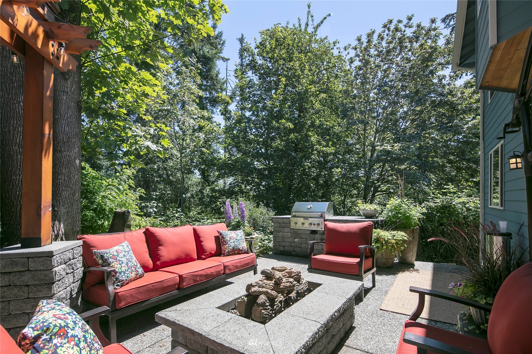 17502 86th Avenue Northeast Bothell, WA 98011 - Photo 14 of 39 Gallery Image 14