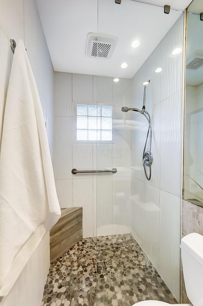 3071 North Star Road Columbus, OH 43221 - Photo 31 of 48 50044125-051_web