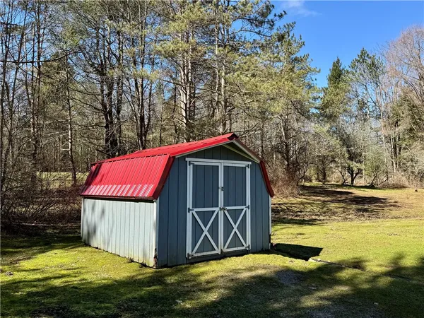 $269,500 | 423 Valley View Road, Bainbridge, NY 13733