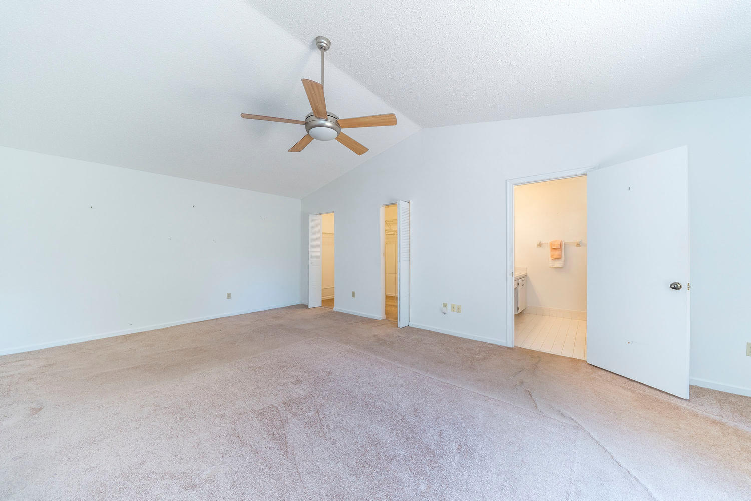 23349 Barlake Drive, Unit 32 Boca Raton, FL 33433 - Photo 13 of 41 23349 Barlake Dr Boca Raton FL-large-010