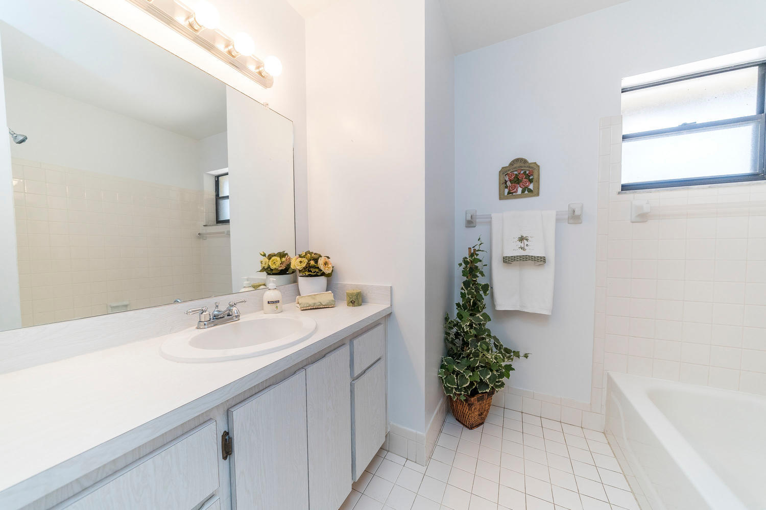 23349 Barlake Drive, Unit 32 Boca Raton, FL 33433 - Photo 20 of 41 23349 Barlake Dr Boca Raton FL-large-019