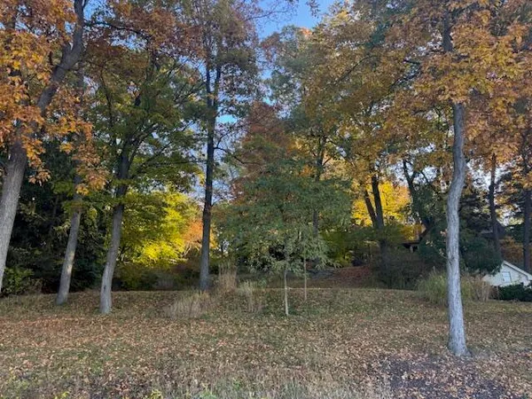 $2,800,000 | 4630 East Gull Lake Drive, Hickory Corners, MI 49060