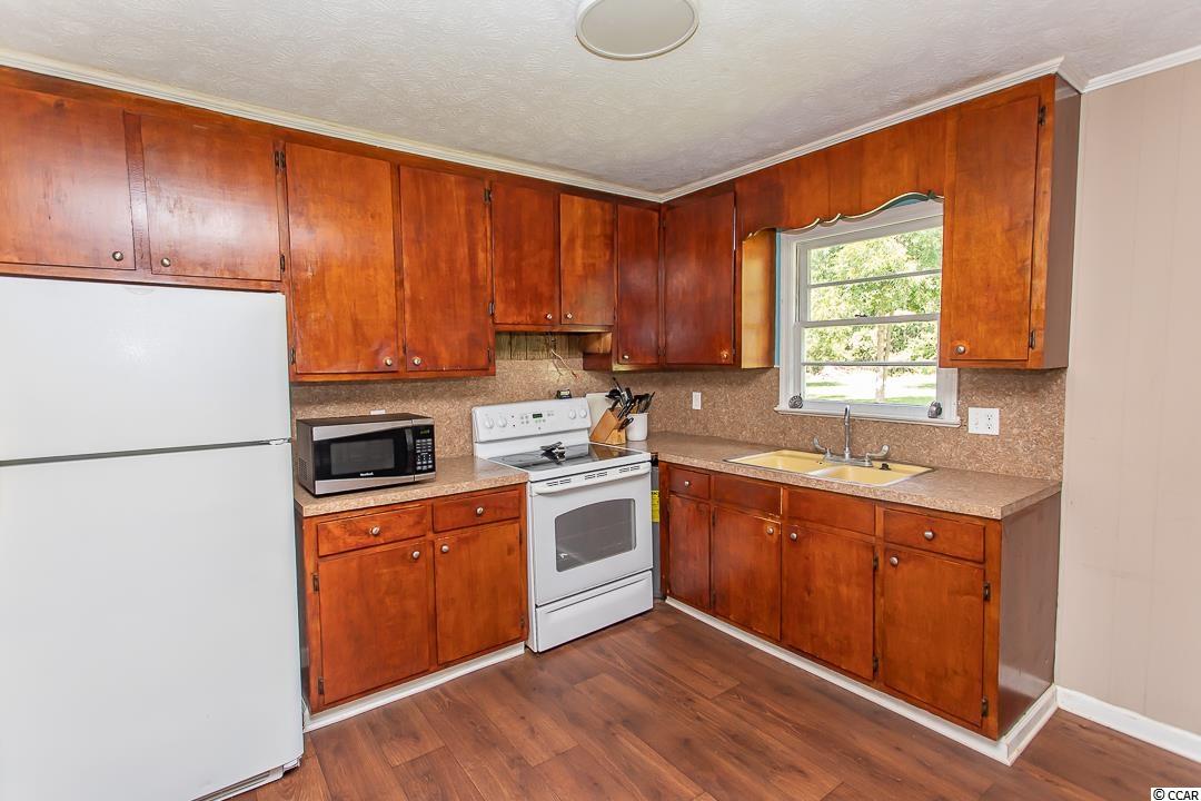 2084 Green Sea Road South Loris, SC 29569 - Photo 5 of 29 Gallery Image 5